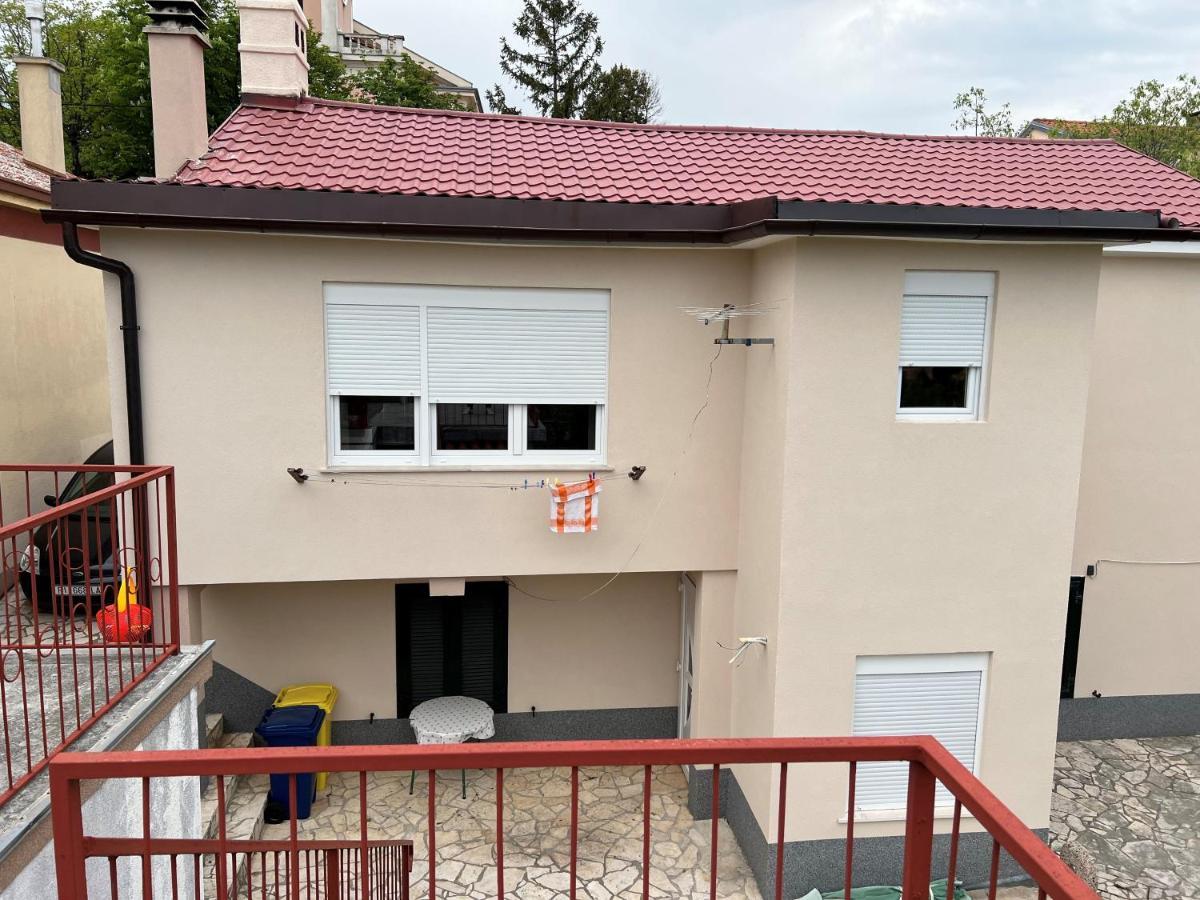באקר Apartment Lucija מראה חיצוני תמונה