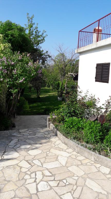 באקר Apartment Lucija מראה חיצוני תמונה