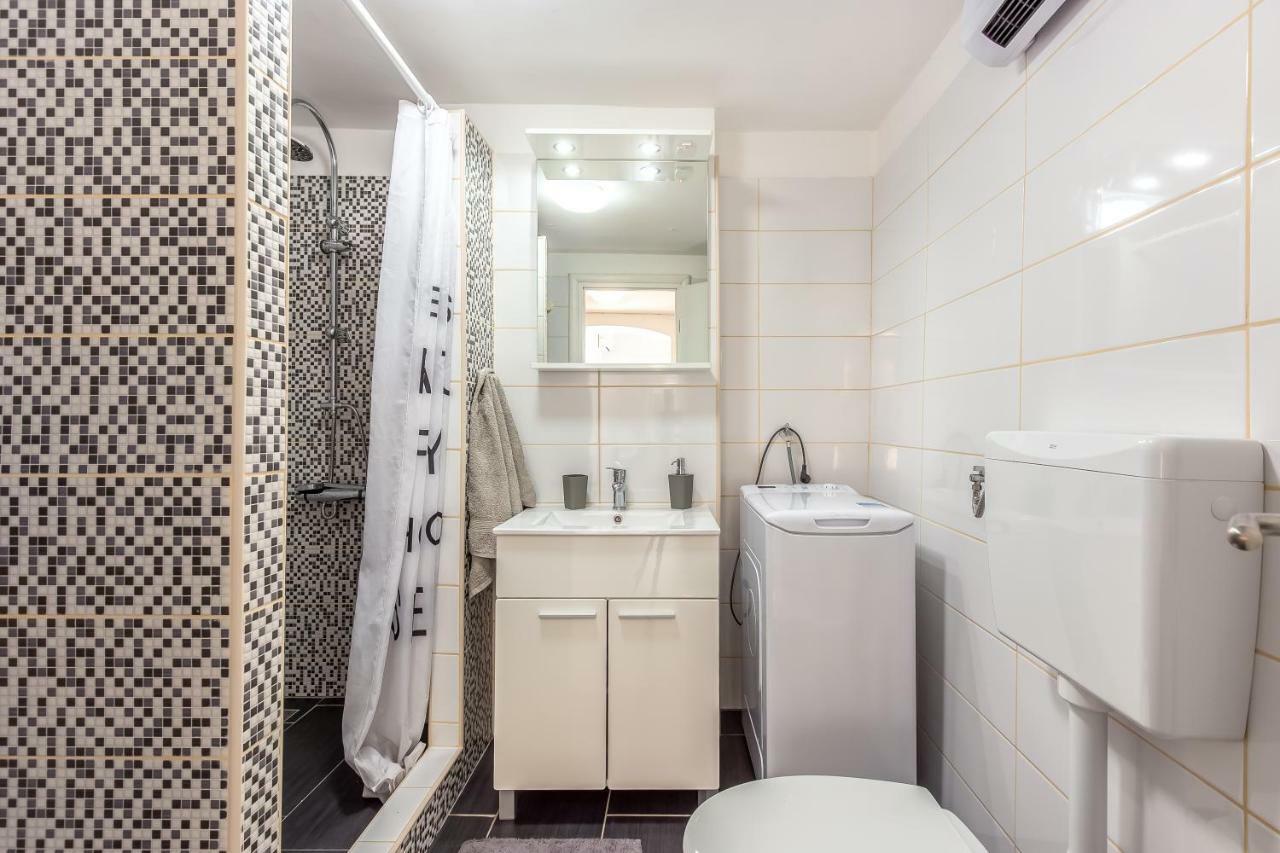באקר Apartment Lucija מראה חיצוני תמונה